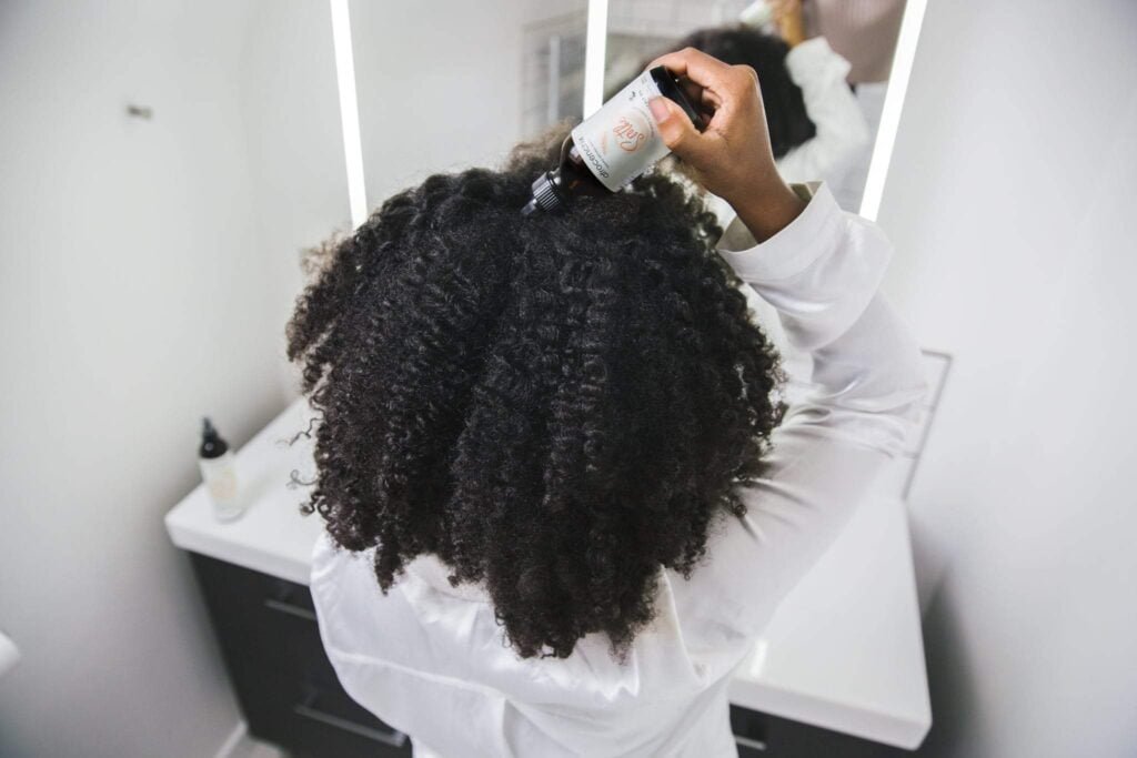 How Often Should African Americans Oil Their Scalp?