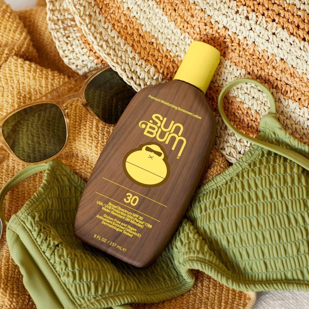 Sun Bum Original SPF 30 Sunscreen Lotion | Vegan and Hawaii 104 Reef Act Compliant (Octinoxate  Oxybenzone Free) Broad Spectrum Moisturizing UVA/UVB Sunscreen with Vitamin E | 8 oz